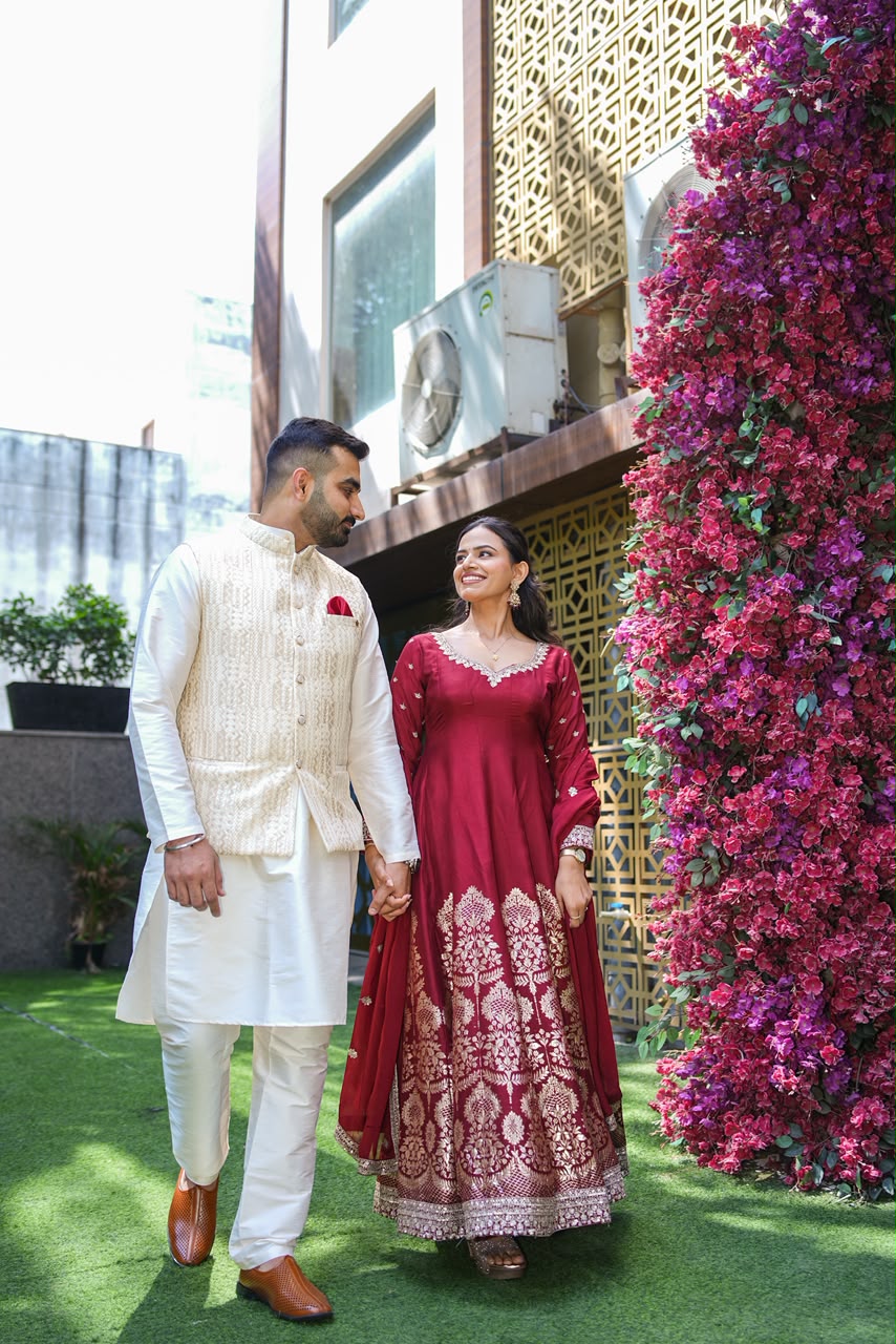 Vansh and Kavya — couple photograph 3